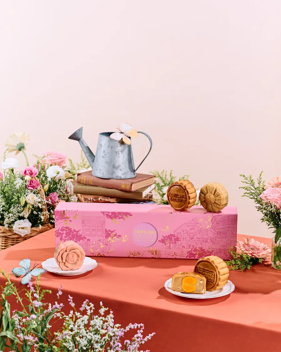Treasure Scroll Rose Pink long gift box by Mdm Ling Bakery
